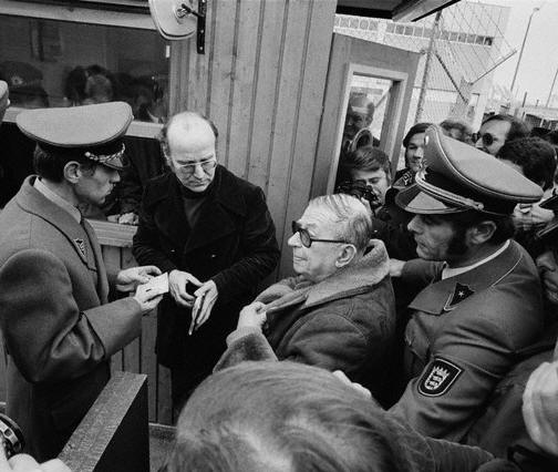 Jean-Paul Sartre travels to the Stuttgart prison to meet the German anarchist Andreas Baader, 1974